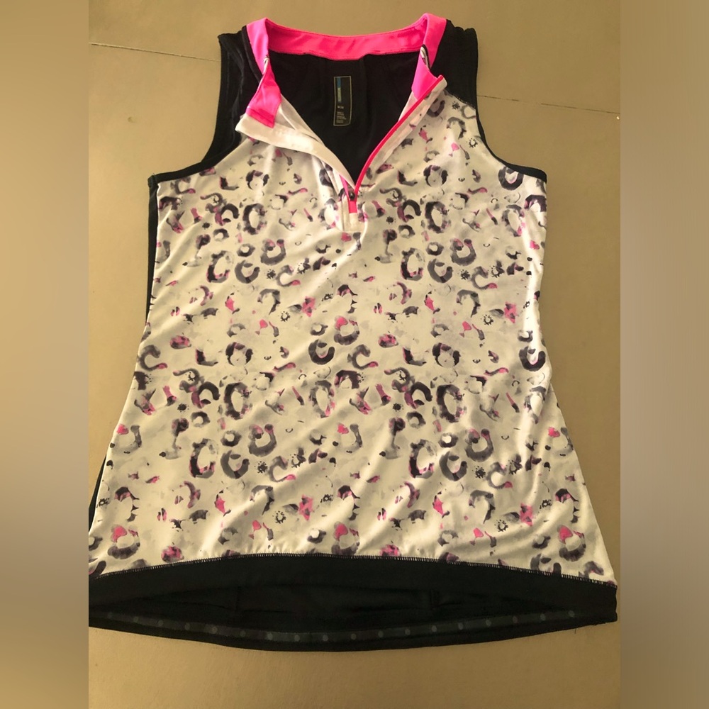 Athletic top by Mondetta, size M
